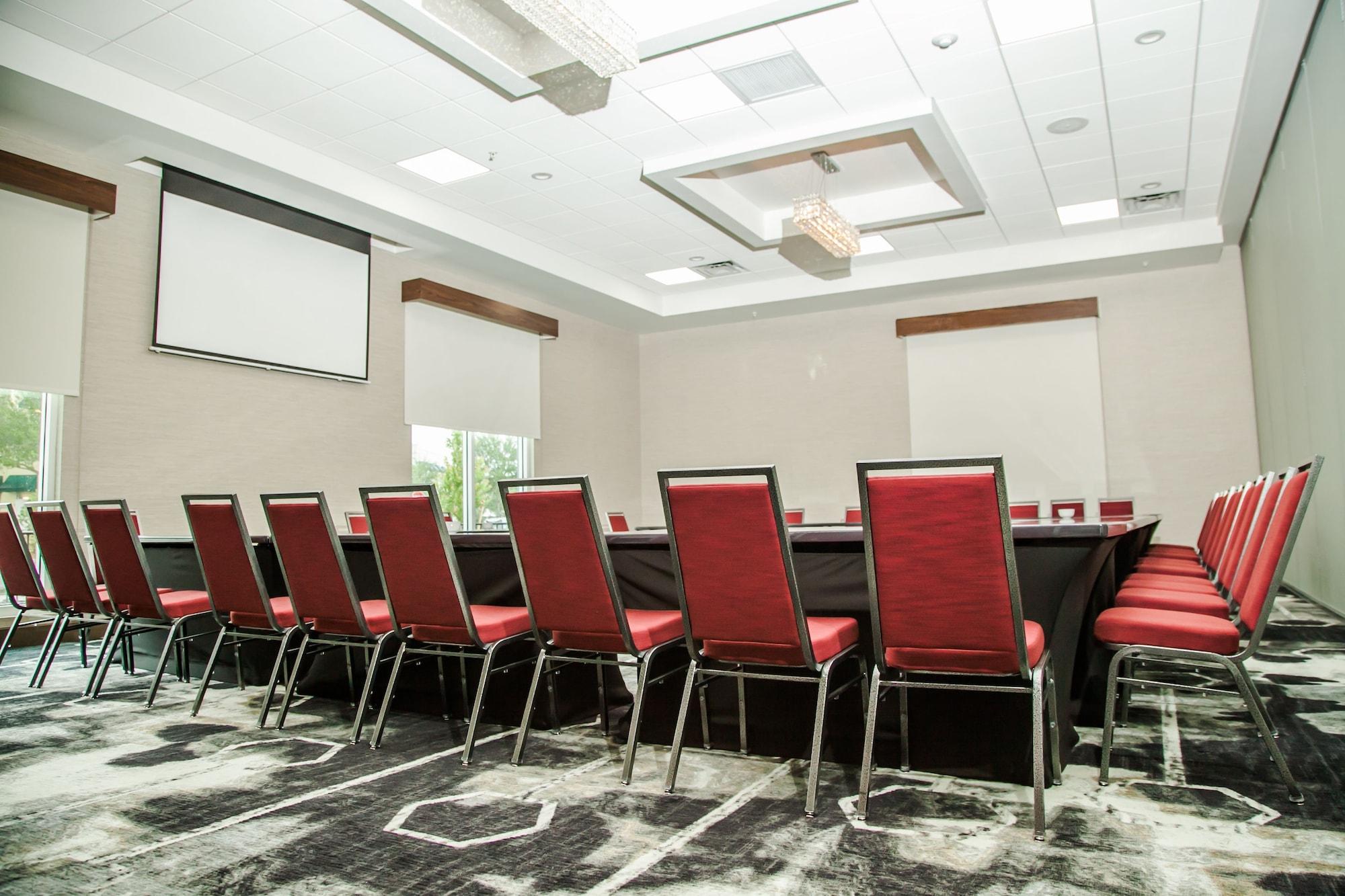 Hilton Garden Inn Tampa Suncoast Parkway Луц Екстериор снимка
