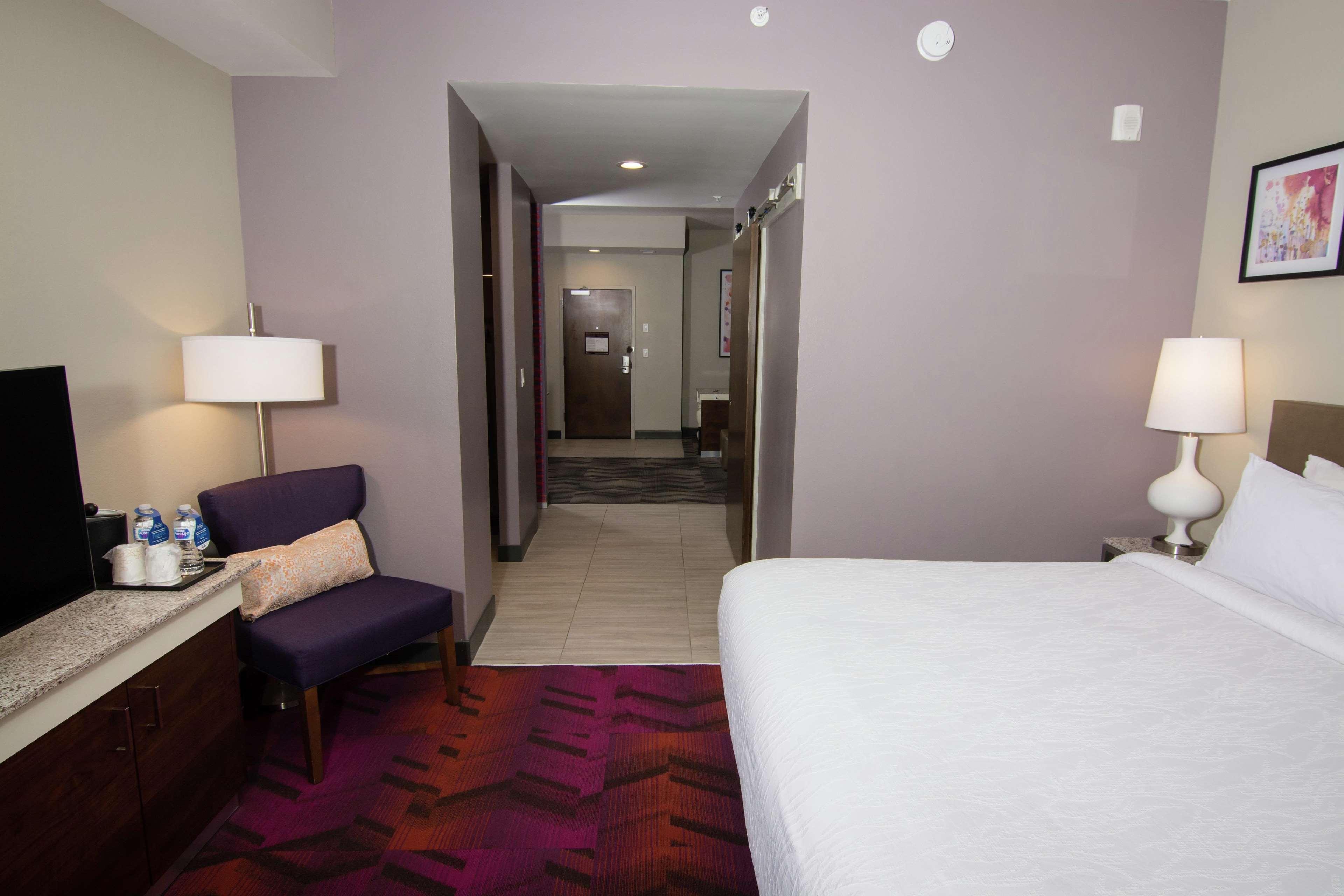 Hilton Garden Inn Tampa Suncoast Parkway Луц Екстериор снимка