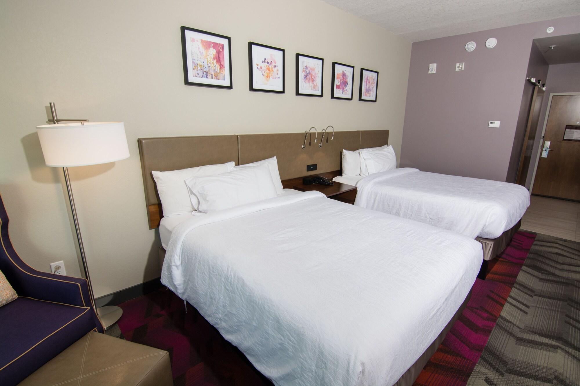 Hilton Garden Inn Tampa Suncoast Parkway Луц Екстериор снимка
